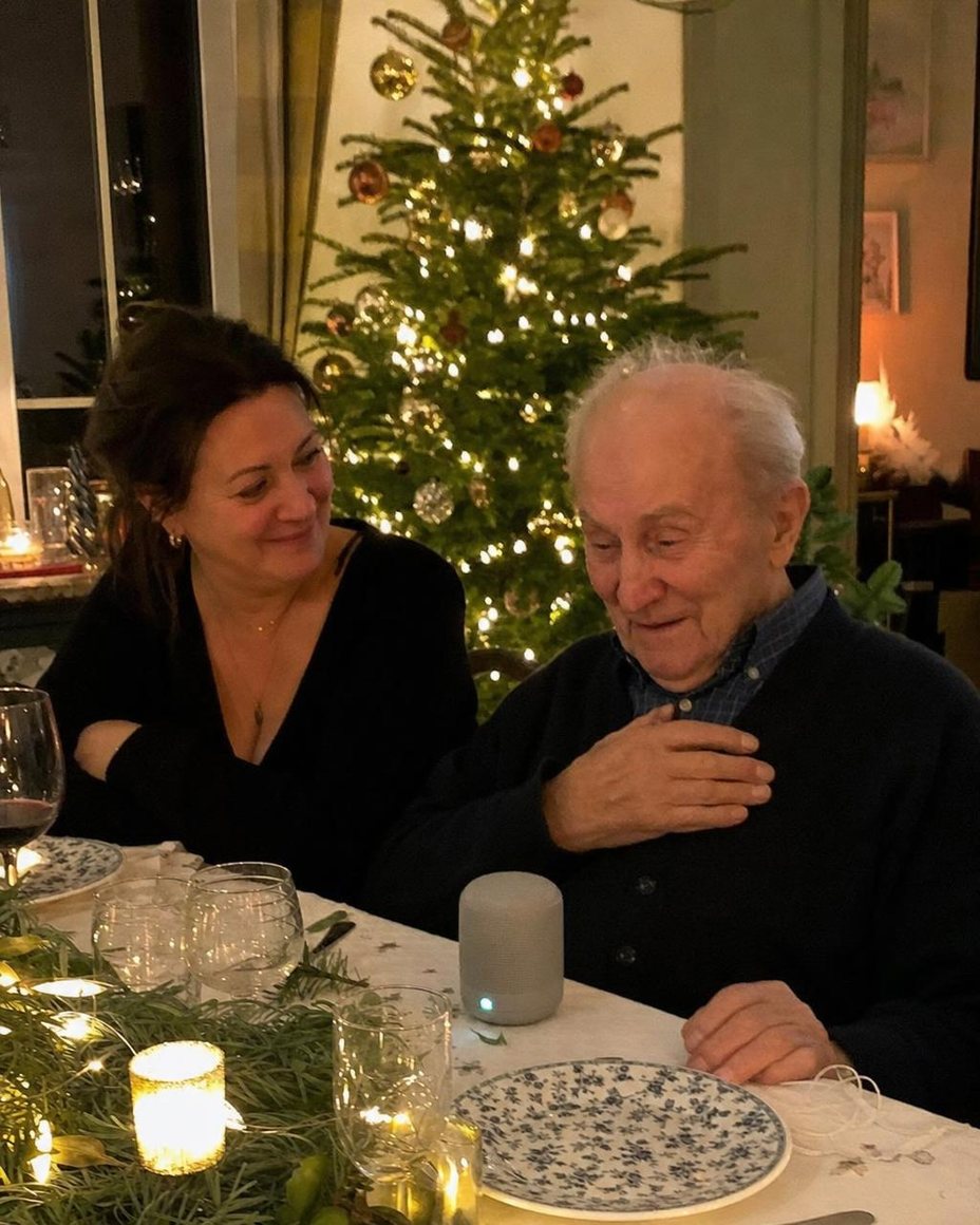 Papy qui chante à table